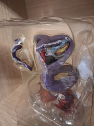 Pokemon Arbok & Ekans Figure