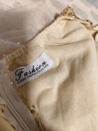 Vestido largo lentejuelas y gasa sin tirantes