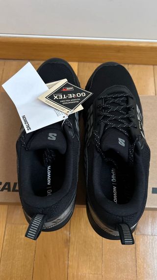 Salomon Wander GTX negras y grises