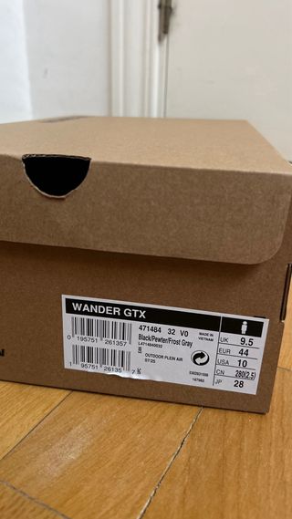 Salomon Wander GTX negras y grises