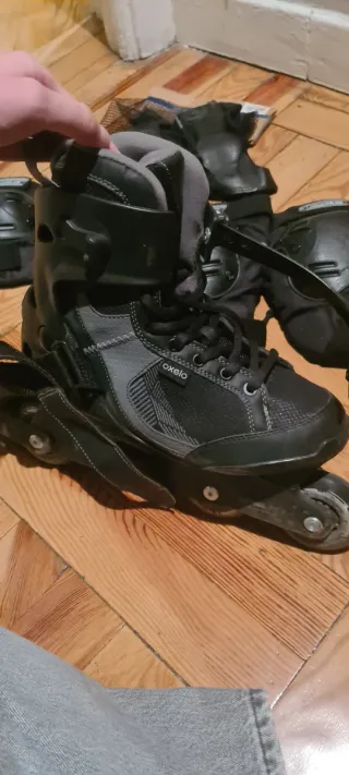 Patines en línea Talla 40 + Protecciones y Casco