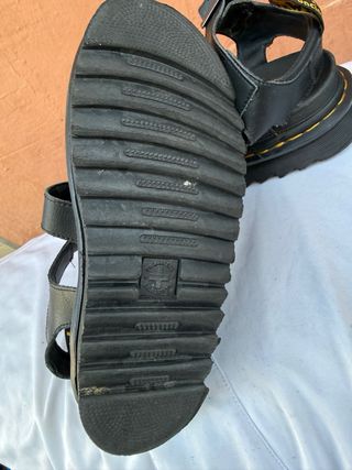 Sandalias cuero negro número 38 DR MARTENS BLAIRE