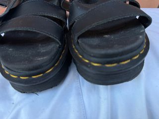 Sandalias cuero negro número 38 DR MARTENS BLAIRE