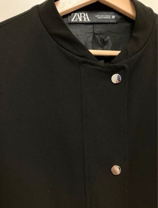Cazadora Bomber Zara Negra Talla S
