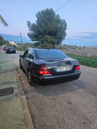 Mercedes-Benz Clase E 2004