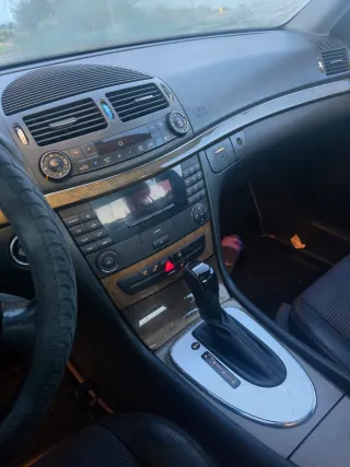 Mercedes-Benz Clase E 2004