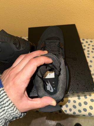 Jordan 4 Retro Black Cat.