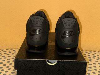 Jordan 4 Retro Black Cat.