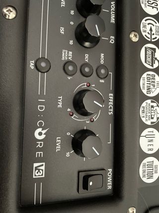 Amplificador Guitarra Blackstar ID Core 10 V3