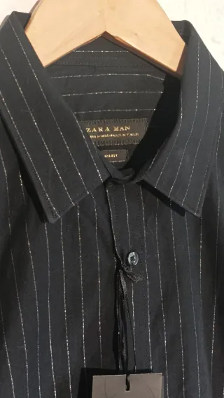 Camisa Zara Rayas Finas plateadas y Negra