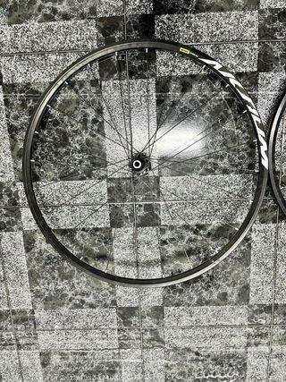 Ruedas de Bicicleta de Disco 12v Mavic Aksium