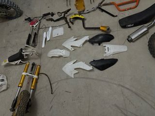 Pit Bike para reparar + motores