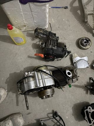 Pit Bike para reparar + motores