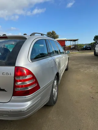 Mercedes-Benz 270 2004