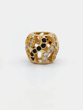 Colgante en Oro 18k-circonitas NO incluye cadena.