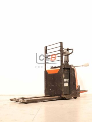 Ref. M-6050 Transpaleta Eléctrica Plataforma BT LPE 200