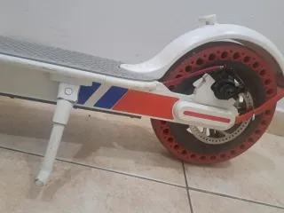 Patinete Eléctrico Blanco