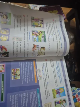 Con Jesús y en su iglesia (Libro del niño): Ini...