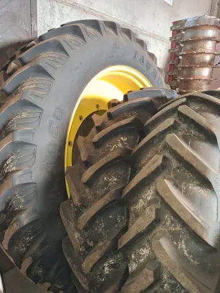 Ruedas estrechas John Deere 7720