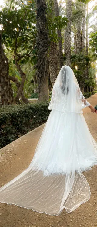 Vestido de Novia Blanco con Encaje