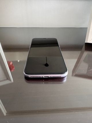 iPhone 11 64GB Morado