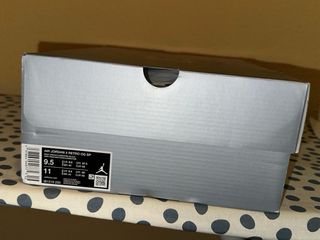 Jordan 4 Undefeated. Nuevas y auténticas.