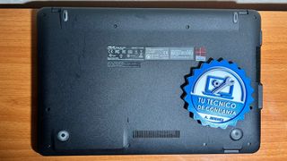 Portátil ASUS AMD E1 / 250GB / 4GB RAM