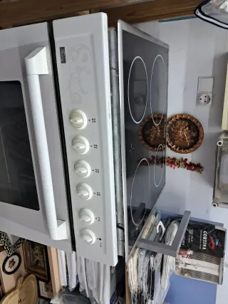 Cocina con horno Edesa