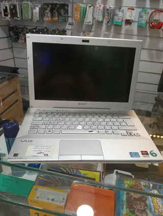 Sony Vaio VPCESI Core i5 8GB RAM