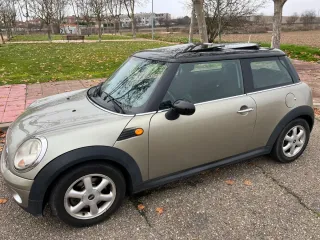 MINI Cooper 1.6