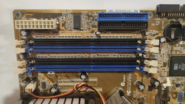 108- Placa Base ASUS P4S800D-X Socket 478