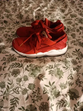 Nike Air Huarache Rojas Talla 42