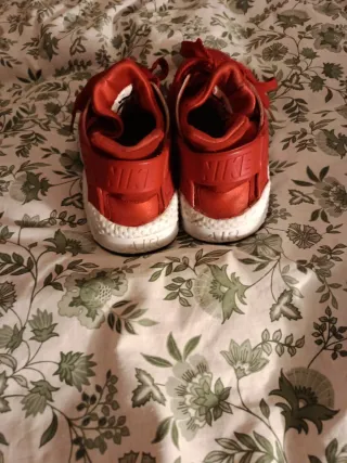 Nike Air Huarache Rojas Talla 42