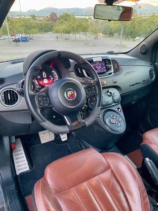 Abarth 500 595 Competizione 1.4 16v T-Jet 132kW E6