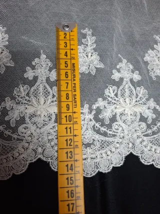 Puntilla encaje blanco/crudo 2m x 20cm