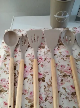 Set Utensili Cucina 12 Pezzi Silicone Legno