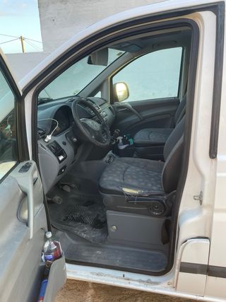 Mercedes-Benz Vito 2005