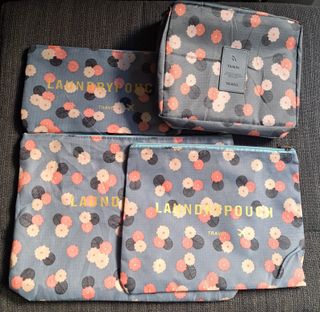 Set 7 organizer valigia fiori