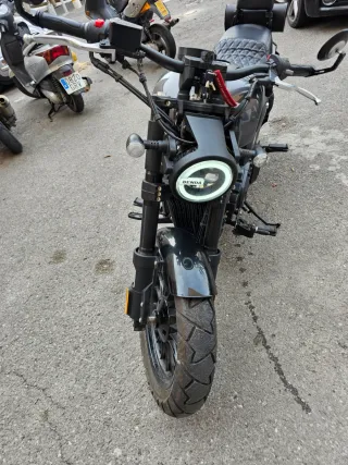 Moto custom V-Cruise 125cc