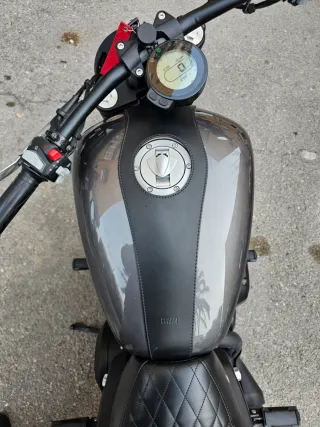 Moto custom V-Cruise 125cc