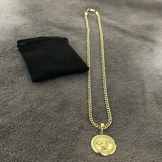 Cadena Cubana y Colgante Medusa Oro Laminado