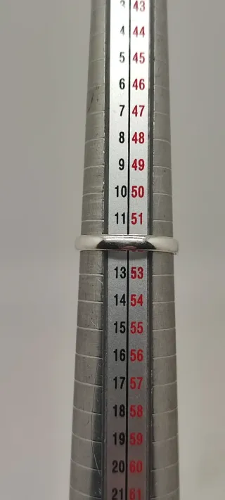 Anillo de plata y Larimar.