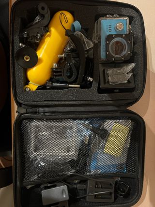 Cámara de Acción HD 1080p con Accesorios