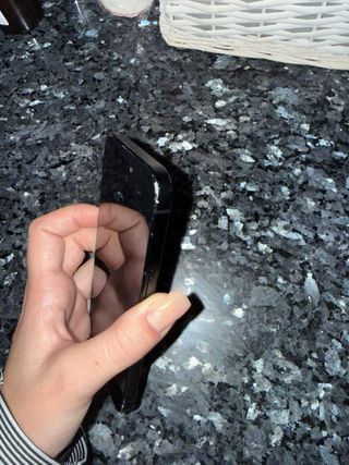 iPhone 15 Negro/Gris