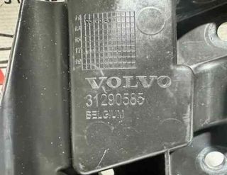 175900 31290585 moldura volvo v40