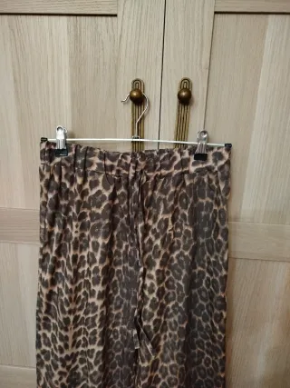Pantalón animal print