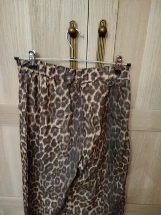 Pantalón animal print