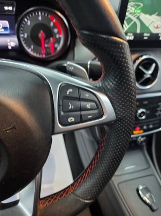 Mercedes-Benz GLA 220CDI AMG LINE TECHO