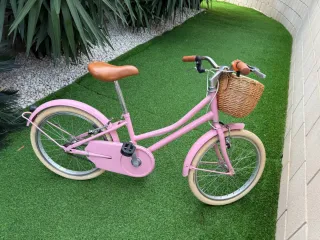 Bicicleta niña Capri rosa con cesta