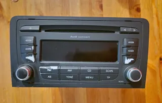 Radio CD Audi Concert Negra